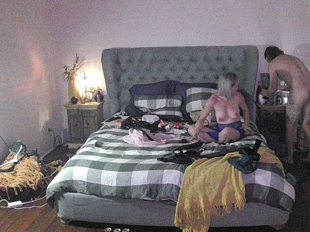 Live sex webcam photo for LAYHERHARDSOLO #277571369