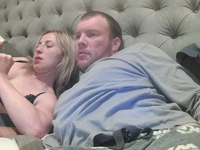 Live sex webcam photo for LAYHERHARDSOLO #277914712