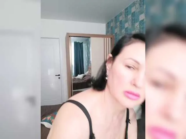 Live sex webcam photo for LED1-N #290352520