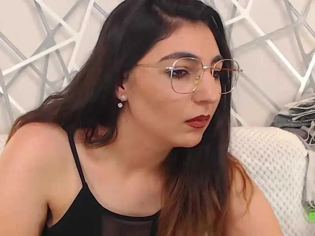 Live sex webcam photo for LEIANATURAL #277171683