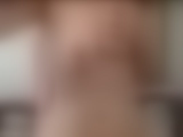 Live sex webcam photo for LEUKSNOMOONSEX #293993633