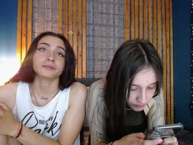 Live sex webcam photo for LEXA-JOIS #276062260