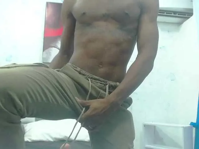 Live sex webcam photo for LIAMBROWNN #274069883