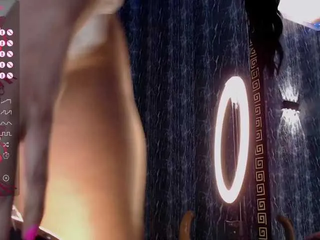 Live sex webcam photo for LILITHROUSE88 #292318137