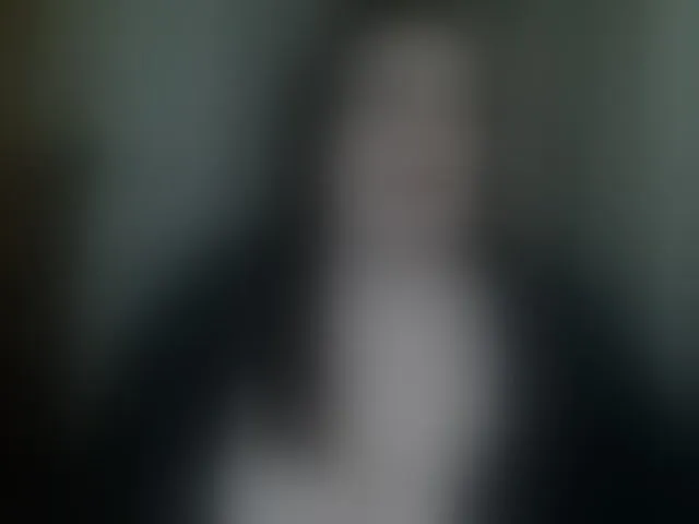 Live sex webcam photo for LINA2111 #293222643