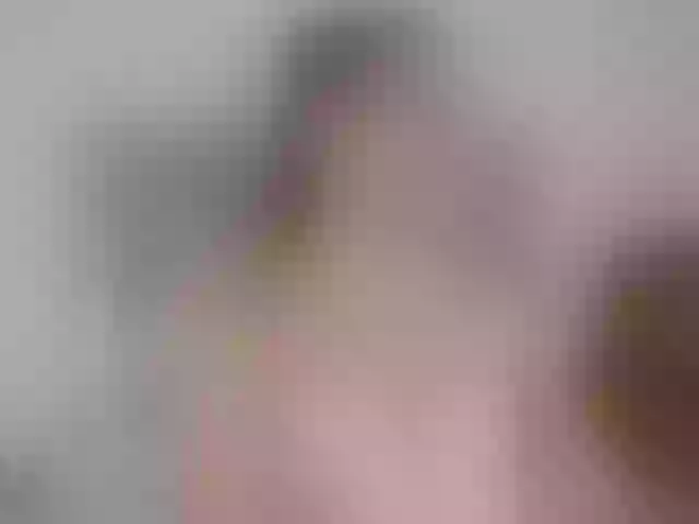Live sex webcam photo for LINDABABYDOLL #292203469