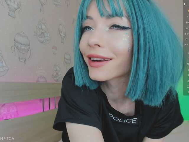 Live sex webcam photo for LISA-ALYSSA #275584448