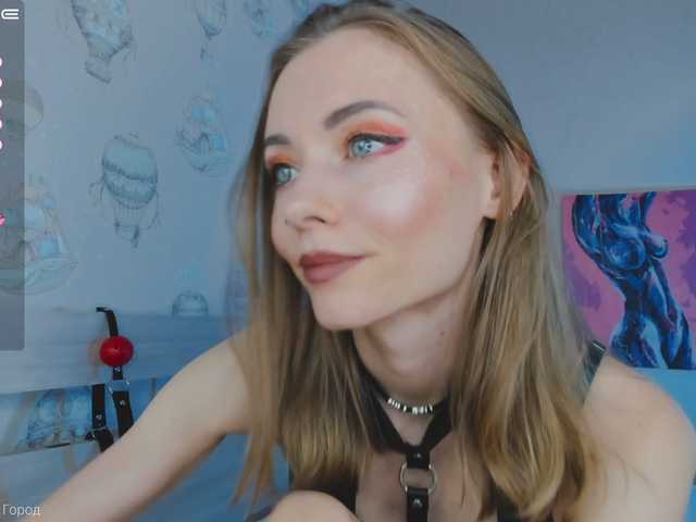 Live sex webcam photo for LISA-ALYSSA #275928075