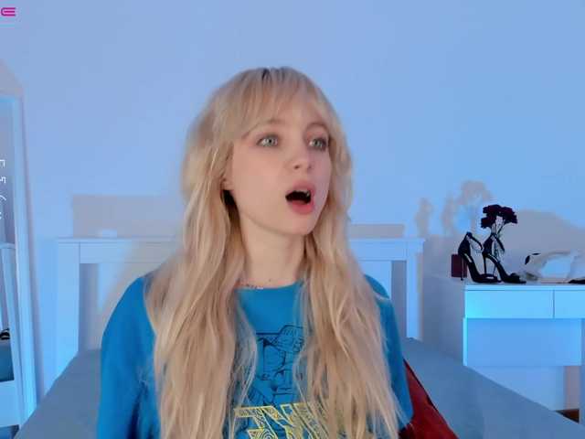 Live sex webcam photo for LISABABYMETAL #275782944