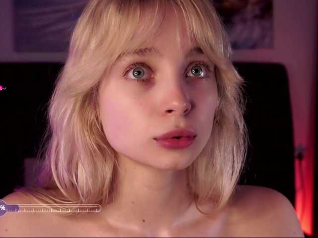 Live sex webcam photo for LISABABYMETAL #276100662