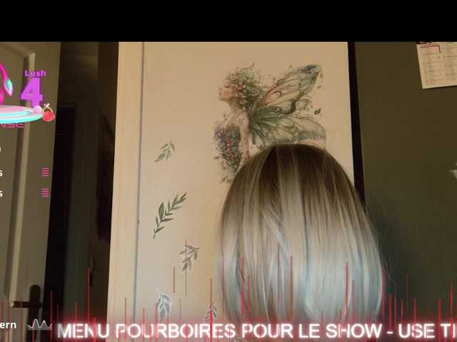 Live sex webcam photo for LISACAM2CAM #292192702