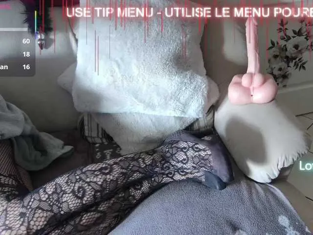 Live sex webcam photo for LISACAM2CAM #292469195