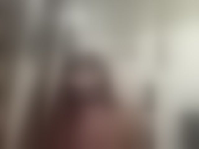 Live sex webcam photo for LISSAAA1 #294281546