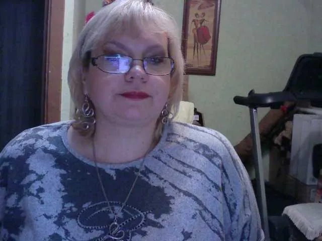Live sex webcam photo for LOLA88888 #271686172