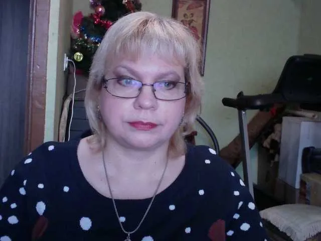 Live sex webcam photo for LOLA88888 #271784247
