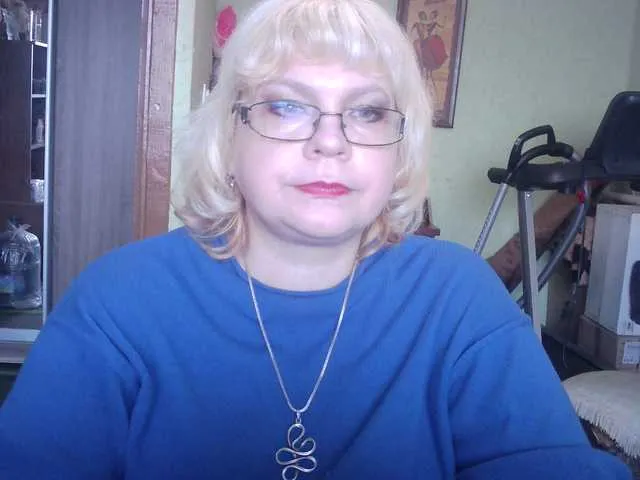 Live sex webcam photo for LOLA88888 #272371912