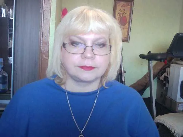 Live sex webcam photo for LOLA88888 #272398483