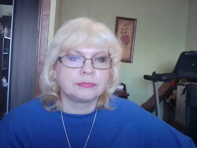 Live sex webcam photo for LOLA88888 #272525922