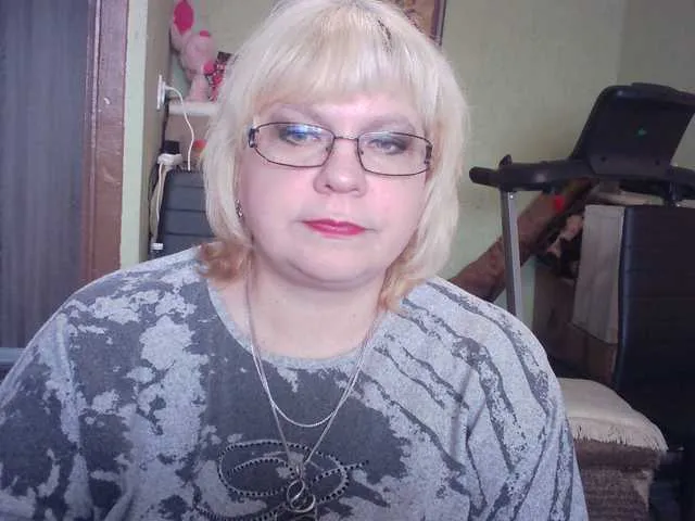 Live sex webcam photo for LOLA88888 #272743125