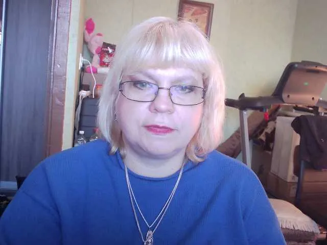 Live sex webcam photo for LOLA88888 #272819350