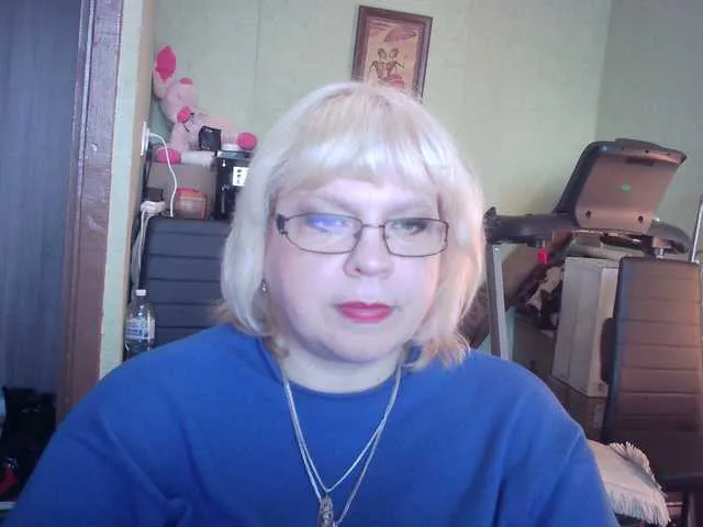 Live sex webcam photo for LOLA88888 #272851907