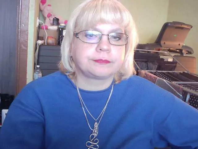 Live sex webcam photo for LOLA88888 #272864163