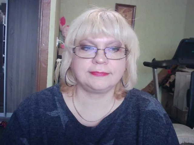 Live sex webcam photo for LOLA88888 #272962057