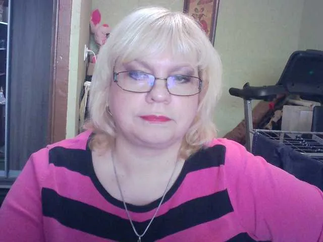 Live sex webcam photo for LOLA88888 #273106647