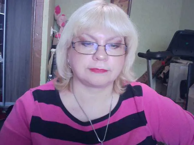 Live sex webcam photo for LOLA88888 #273116489