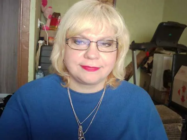 Live sex webcam photo for LOLA88888 #273149981