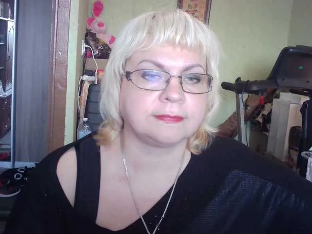 Live sex webcam photo for LOLA88888 #273338305
