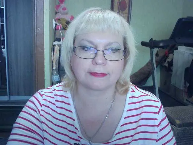Live sex webcam photo for LOLA88888 #273538130