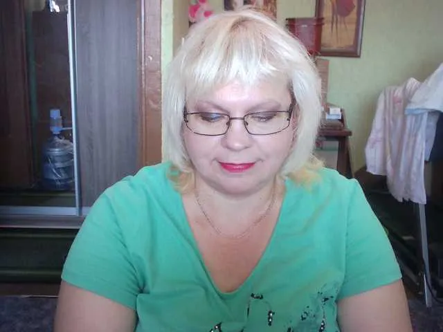 Live sex webcam photo for LOLA88888 #273931296