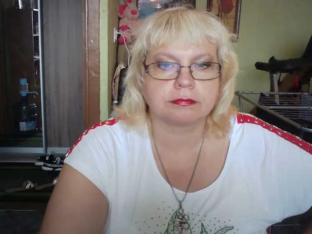 Live sex webcam photo for LOLA88888 #274374110