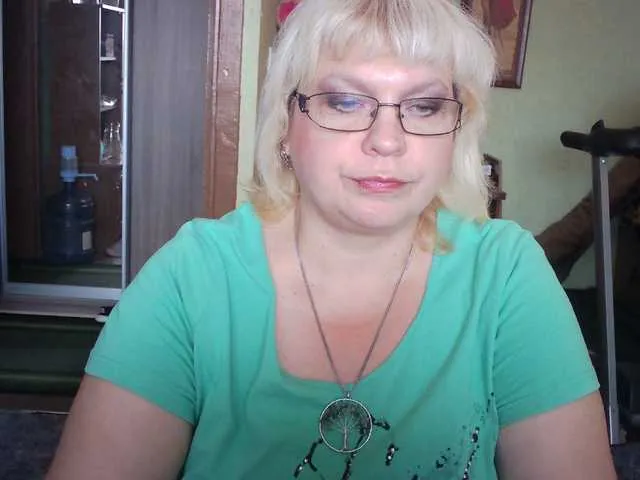 Live sex webcam photo for LOLA88888 #274553962