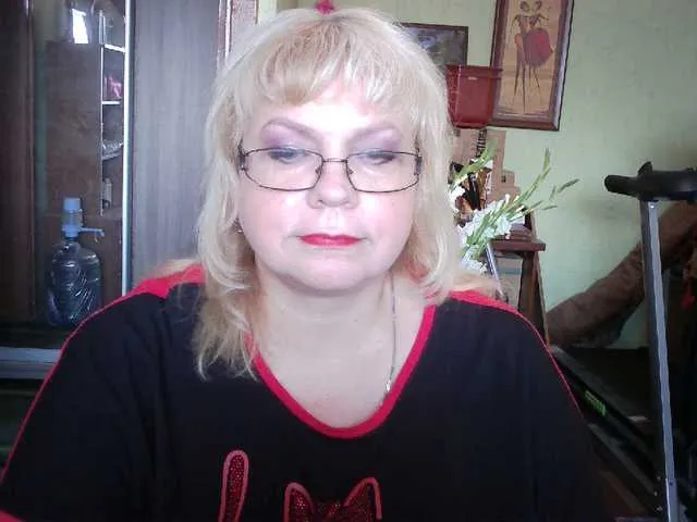 Live sex webcam photo for LOLA88888 #275682989