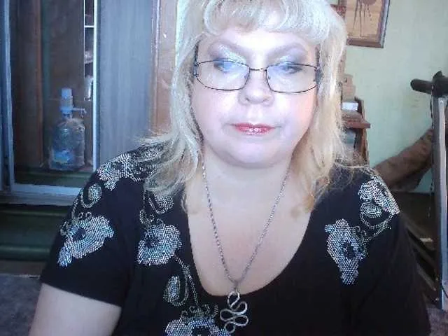 Live sex webcam photo for LOLA88888 #276319287