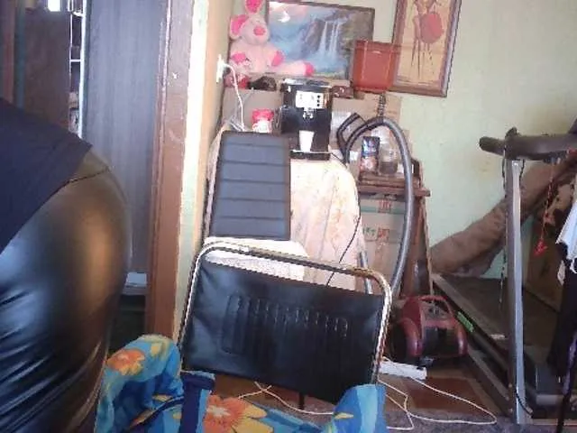 Live sex webcam photo for LOLA88888 #276403484