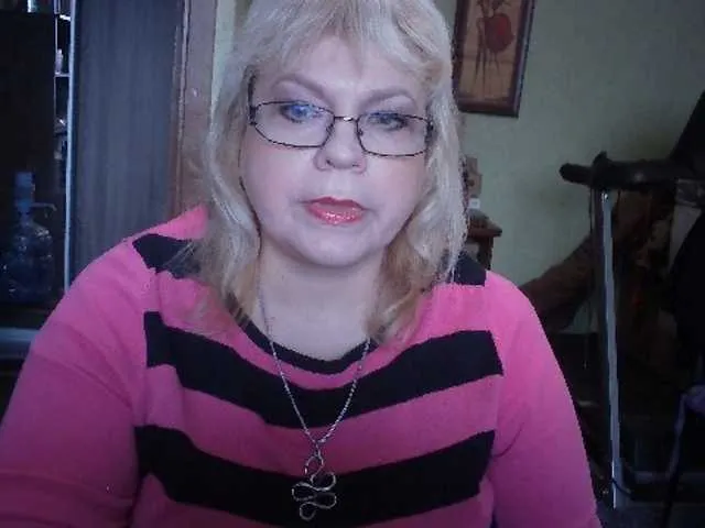 Live sex webcam photo for LOLA88888 #276668079