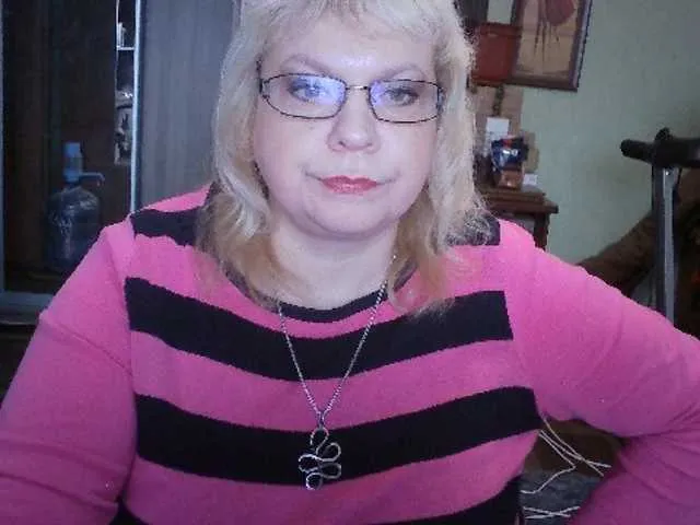 Live sex webcam photo for LOLA88888 #276702611