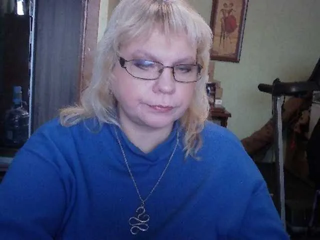 Live sex webcam photo for LOLA88888 #276774672