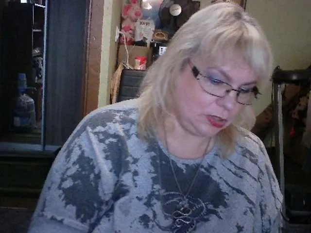 Live sex webcam photo for LOLA88888 #276879156