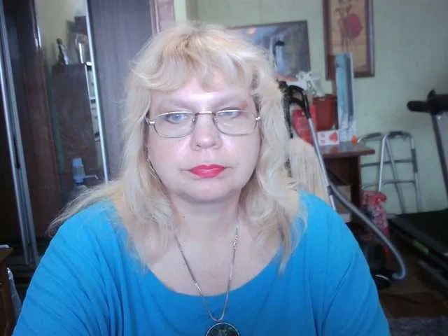 Live sex webcam photo for LOLA88888 #291152656
