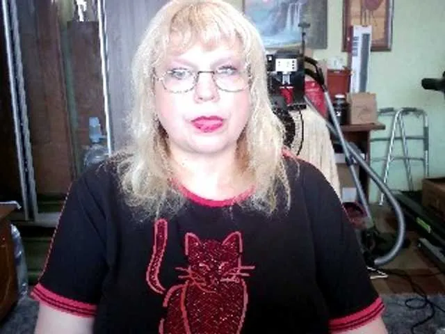 Live sex webcam photo for LOLA88888 #291318961