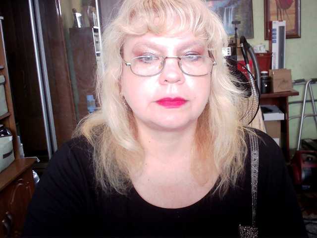 Live sex webcam photo for LOLA88888 #291371152