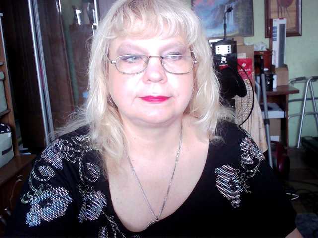 Live sex webcam photo for LOLA88888 #291384482