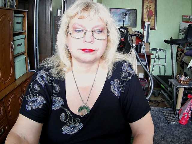 Live sex webcam photo for LOLA88888 #291473453