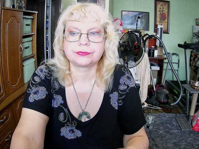 Live sex webcam photo for LOLA88888 #291487705