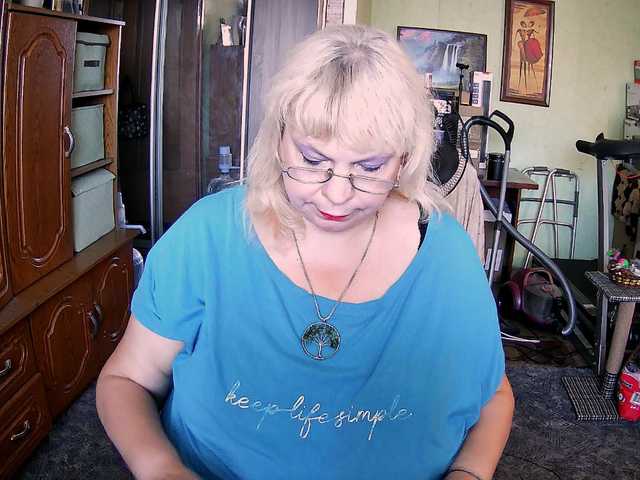 Live sex webcam photo for LOLA88888 #291686841