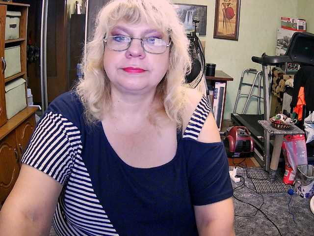 Live sex webcam photo for LOLA88888 #291893169